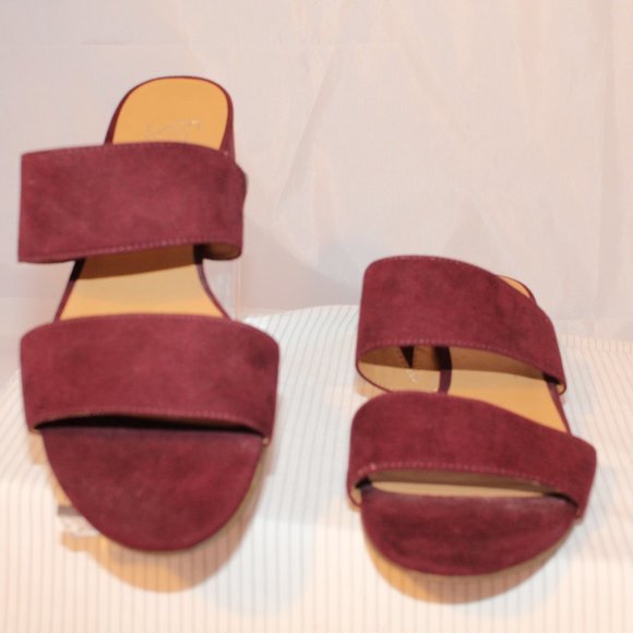 Franco Sarto Size 7.5M Silas Maroon/Burgundy Faux Suede Slide Low Heeled Sandals - Picture 2 of 12